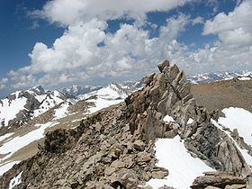 Mount Gould (California) httpsuploadwikimediaorgwikipediacommonsthu