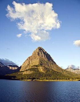 Mount Grinnell httpsuploadwikimediaorgwikipediacommonsthu