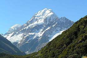 Mount Hicks (New Zealand) httpsuploadwikimediaorgwikipediacommonsthu