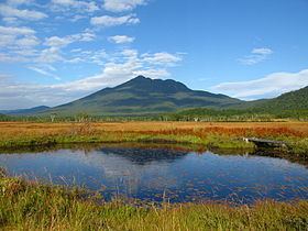 Mount Hiuchigatake httpsuploadwikimediaorgwikipediacommonsthu