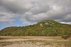 Mount Jasper Lithic Source httpsuploadwikimediaorgwikipediacommonsthu