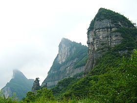Mount Jinfo httpsuploadwikimediaorgwikipediacommonsthu