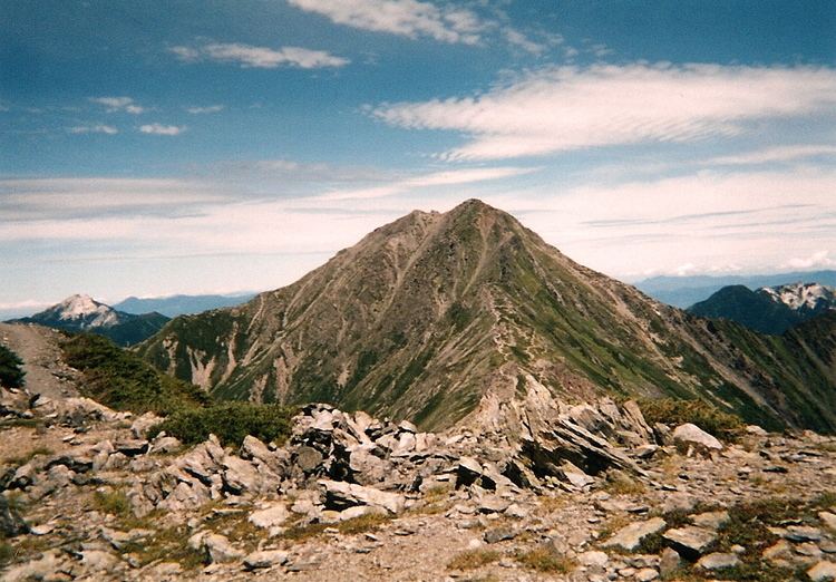 Mount Kita httpsjapanhikewordpresscomfiles200804kita