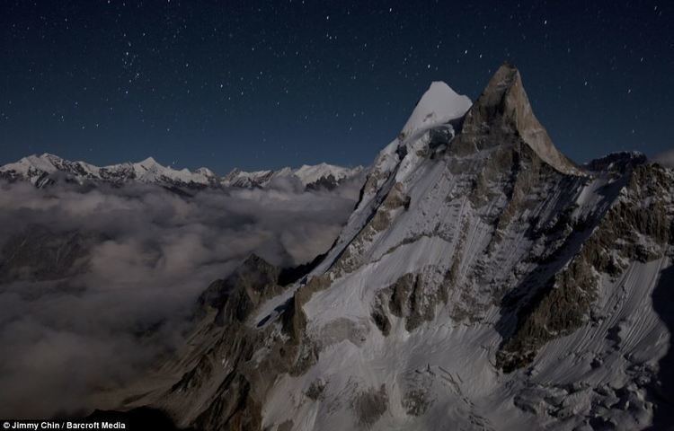 Mount Meru American climbers conquer India39s Mount Meru Shark39s Fin Trio
