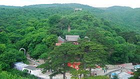 Mount Miaofeng httpsuploadwikimediaorgwikipediacommonsthu