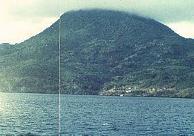 Mount Nila httpsuploadwikimediaorgwikipediacommonsthu