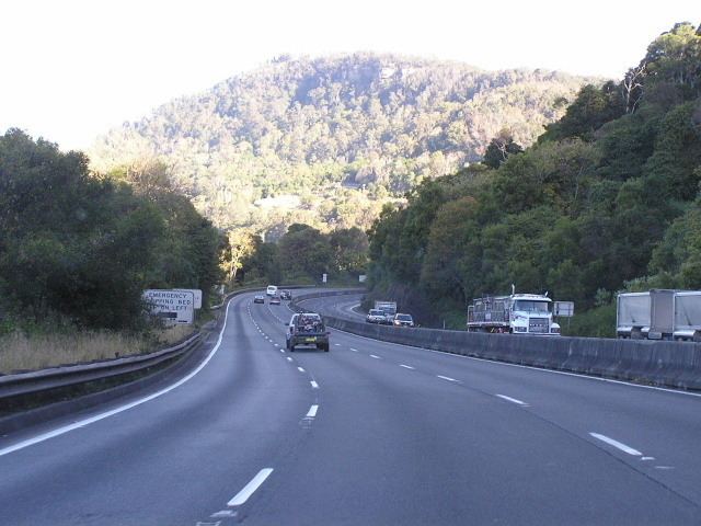 Mount Ousley, New South Wales wwwozroadscomauNSWFreewaysMtOusley10JPG