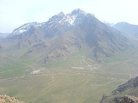 Mount Paraw httpsuploadwikimediaorgwikipediacommonsthu
