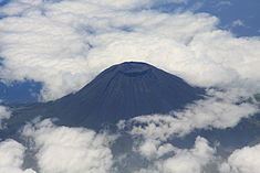 Mount Pico httpsuploadwikimediaorgwikipediacommonsthu
