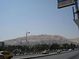 Mount Qasioun httpsuploadwikimediaorgwikipediacommonsthu