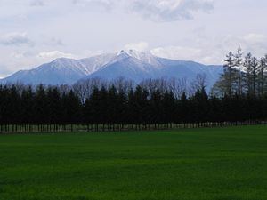 Mount Tokachiporoshiri httpsuploadwikimediaorgwikipediacommonsthu