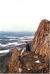 Mount Tom (Massachusetts) httpsuploadwikimediaorgwikipediacommonsthu