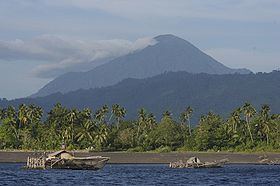 Mount Tongkoko httpsuploadwikimediaorgwikipediacommonsthu