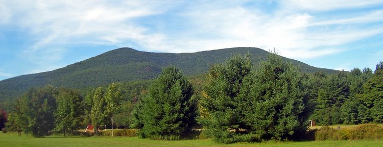 Mount Tremper, New York httpsuploadwikimediaorgwikipediacommonsee