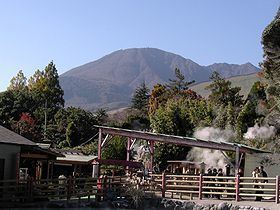 Mount Tsurumi httpsuploadwikimediaorgwikipediacommonsthu