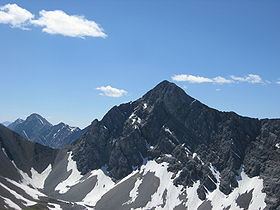 Mount Tyrwhitt httpsuploadwikimediaorgwikipediacommonsthu
