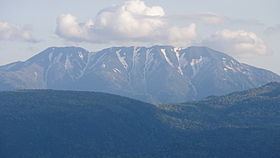 Mount Upepesanke httpsuploadwikimediaorgwikipediacommonsthu