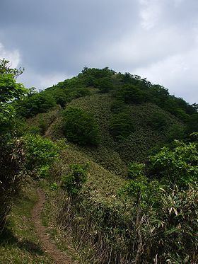 Mount Ushiro httpsuploadwikimediaorgwikipediacommonsthu