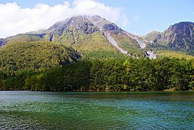 Mount Yake httpsuploadwikimediaorgwikipediacommonsthu
