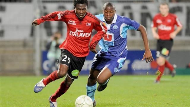 Mouritala Ogunbiyi Ogunbiyi Kembali Ke Ligue 2 bersama Paris FC Sumberbolacom