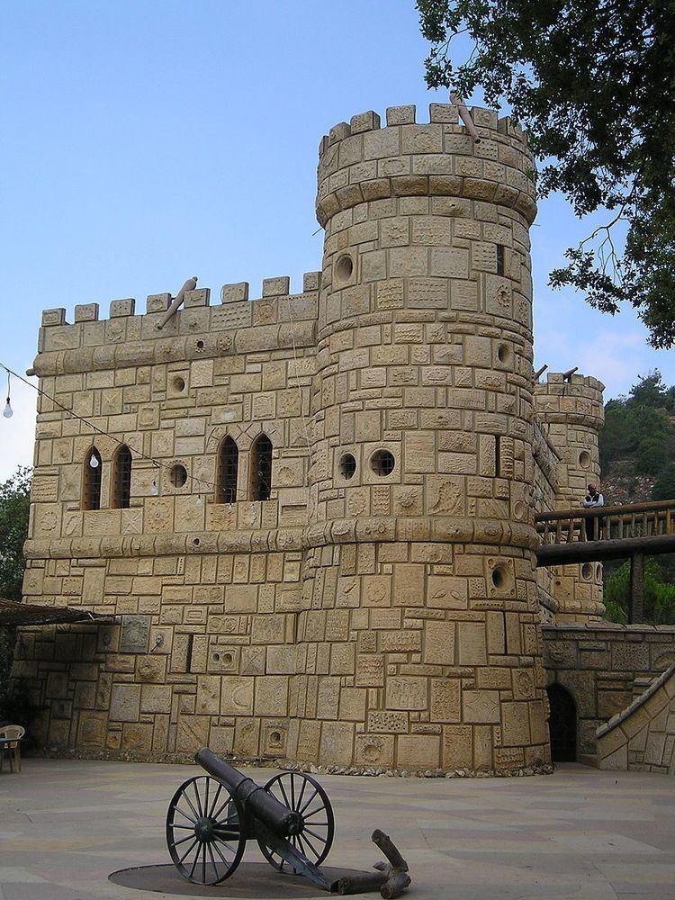 Moussa Castle
