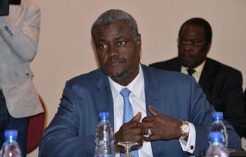 Moussa Faki Chad unsure on participation of Sudan39s Bashir in regional