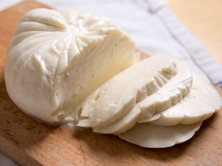 Mozzarella Cheese 101 Why Imported Italian Mozzarella Isn39t Always Better