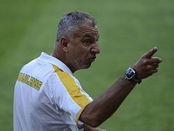 Márcio Fernandes (football manager) httpsuploadwikimediaorgwikipediacommonsthu