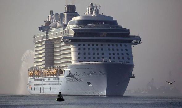 MS Anthem of the Seas Anthem of the Seas One of world39s LARGEST cruise ships pulls into