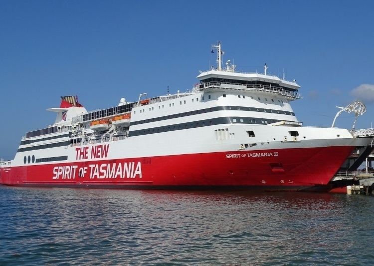 MS Spirit of Tasmania II Ferry Spirit of Tasmania II caught by heavy storm in Bass Strait