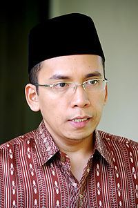 Muhammad Zainul Majdi httpsuploadwikimediaorgwikipediacommonsthu