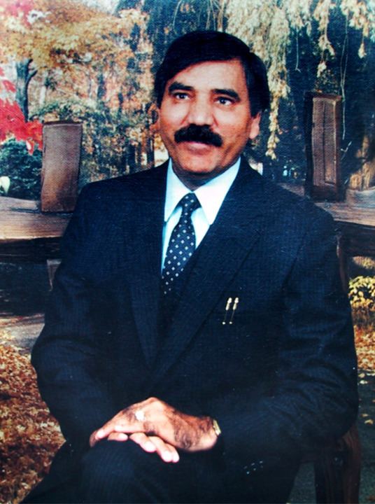 Mujaddid Ahmed Ijaz httpsuploadwikimediaorgwikipediacommonsff