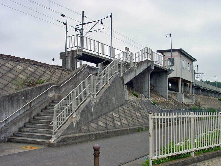 Mukaisenoue Station