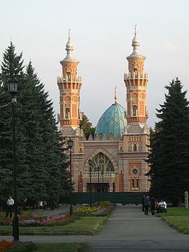 Mukhtarov Mosque httpsuploadwikimediaorgwikipediacommonsthu