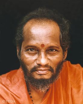 Muktananda mediasiddhayoganacorggurubabamuktanandajpgw