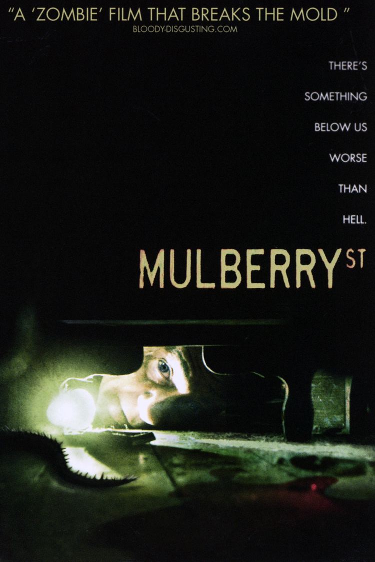 Mulberry Street (film) wwwgstaticcomtvthumbdvdboxart175296p175296