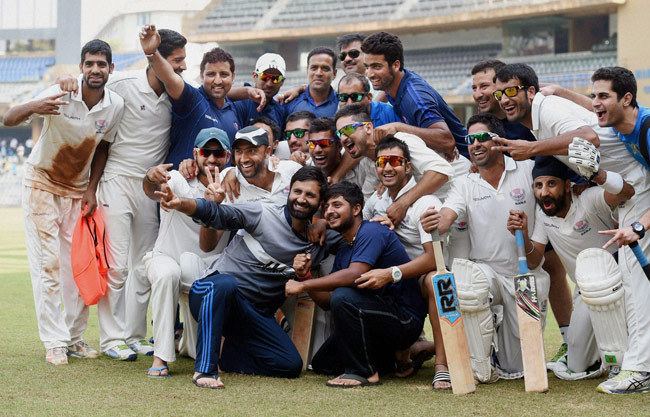 Mumbai cricket team Omar Abdullah lauds JampK cricket team for Ranji triumph over Mumbai