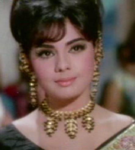 Mumtaz (actress) Top ten Bollywood films of famous Indian actress Mumtaz