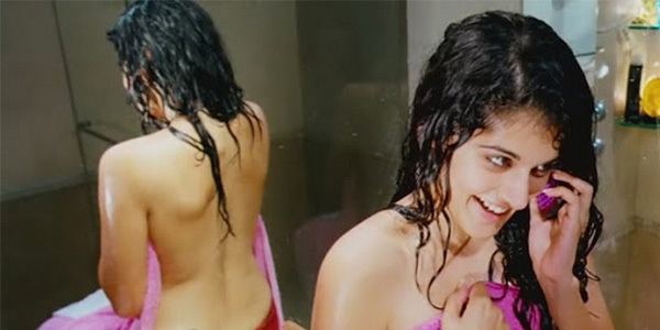 Muni (film) movie scenes  Tapsee is caught bathing in open but this is not any string operation or a scandal She did it for a scene in Lawerence Raghavendra s next Muni 3 