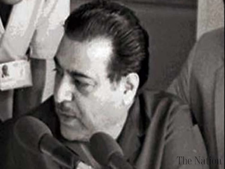 Munir Hussain (commentator) commentator Munir Hussain dies