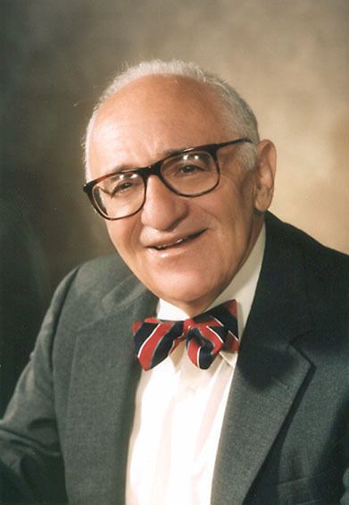 Murray Rothbard httpsuploadwikimediaorgwikipediacommons77