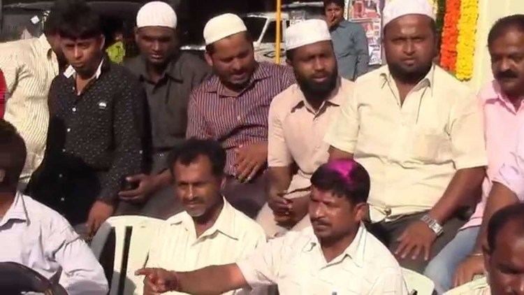 Musheerabad Muslims welcoming Ganesh Nimajjanam Shobha Yatra Hyderabad