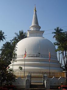 Muthiyangana Raja Maha Vihara httpsuploadwikimediaorgwikipediacommonsthu