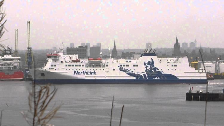 MV Hjaltland Northlink Ferries MV Hjaltland turning in Aberdeen Harbour YouTube