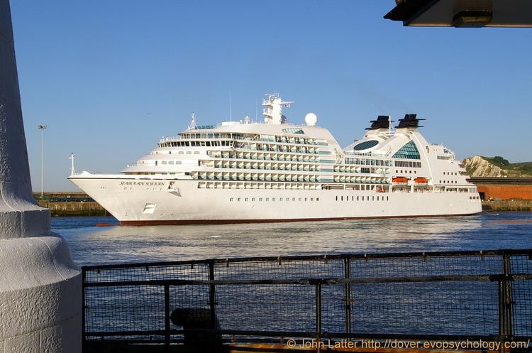 MV Seabourn Sojourn MS Seabourn Sojourn Cruise Ship nearing CT1 Admiralty Pier Dover