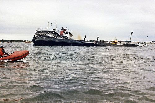 MV Wolfe Islander II Wolfe Islander II sinking 019 Photograph taken by Max Pate Flickr