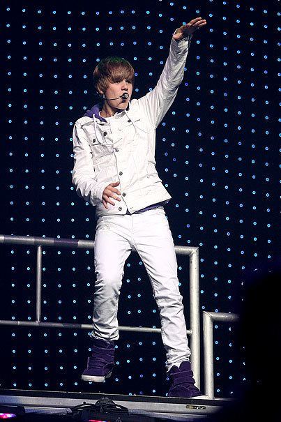 My World Tour Justin Bieber39s 39My World Tour39photo Justin Biebers World 7