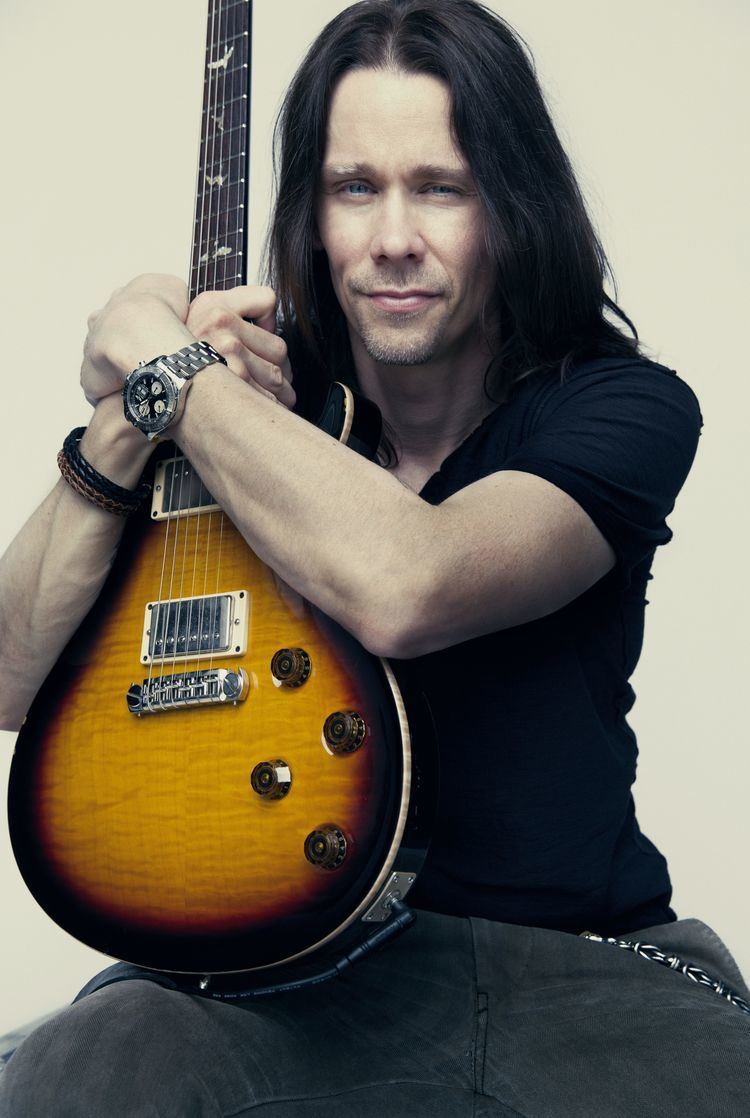 Myles Kennedy Interview with Myles Kennedy from Alter Bridge 39Fortress