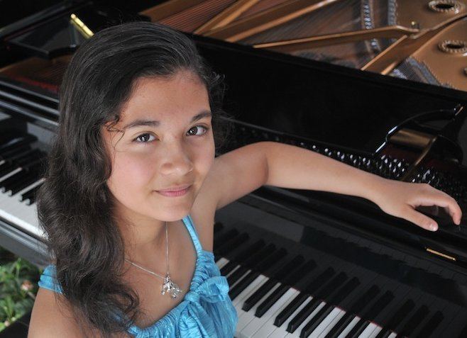Nadia Azzi Genius Piano Kids
