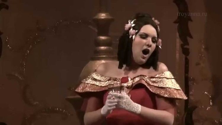 Nadine Koutcher Nadine Koutcher La Traviata E strano YouTube